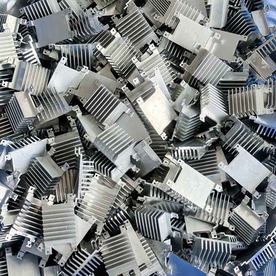 Geanodiseerd de Uitdrijvingsprofiel die van het Douanealuminium voor Venster machinaal bewerken
