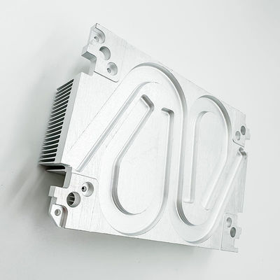 CNC die het Aluminium Heatsink van Metaaldelen voor Photovoltaic Omschakelaar machinaal bewerken