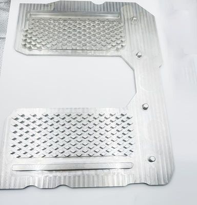 CNC die Aluminiumlaptop grondplaat, Laptop heatsink van de het aluminiumlegering van de koelventilator Hoge macht super stille laptop basis machinaal bewerkt