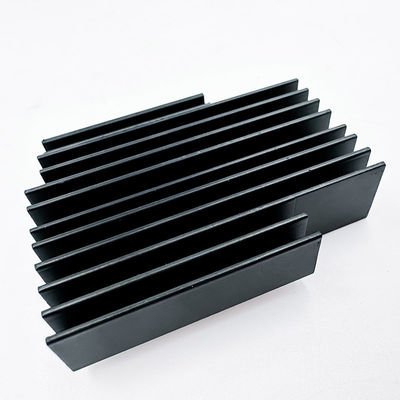 Spoordoorgang CNC die de Delen Aangepaste Vin/de Radiator van Aluminiumheatsink machinaal bewerken