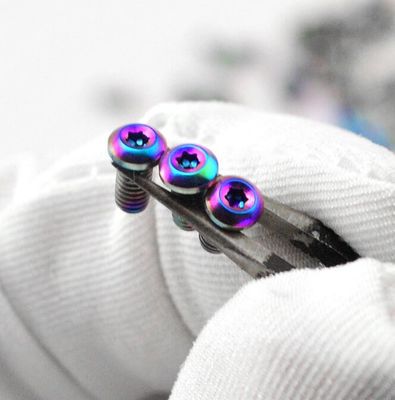 Het hoofdschachttitanium schroeft Drie Steel 812 Aangepaste Steelschroef